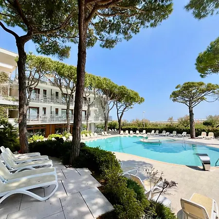 Park Pineta & Dependance 3* Eraclea Mare
